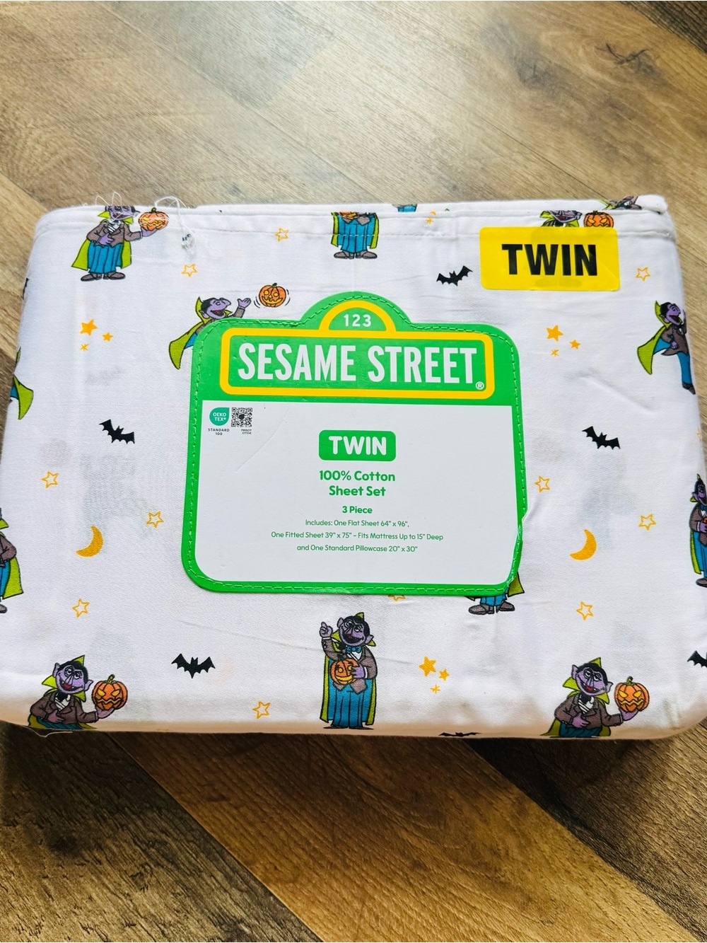 Sesame Street The Count Halloween Twin Sheet Set 100% Cotton 3 Pc NIP